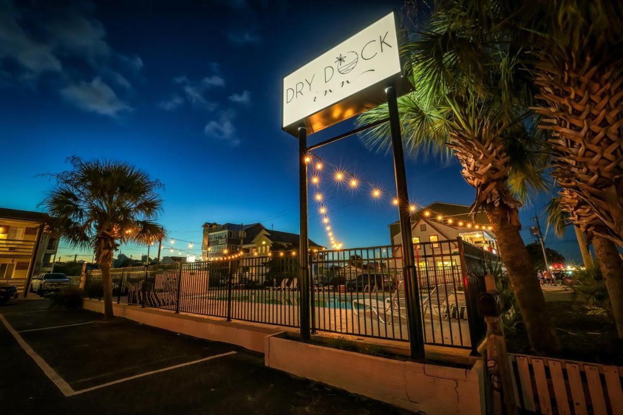 Hotel Dry Dock 2*
