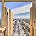 Ocean-View Condo With Deck, Steps To Carolina Beach!