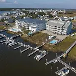 Newly Renovated Beach Condo With Stunning Water Views! Monthly And Weekly Specials!