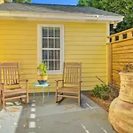 Peaceful Wilmington Home Near Beach And Downtown!