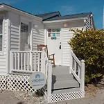 Seaside Cottage A