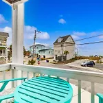 Cozy Carolina Beach Condo