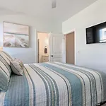 Ocean Oasis 1