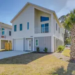 Carolina Beach Vacation Home Near Boardwalk