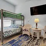 Bikinis & Martinis By Sea Scape Properties