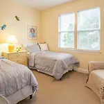 1114 Bonito Lane