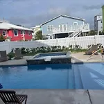 Swanky Seahorse