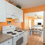 Cbs Bella Vista By Bryant Real Estate