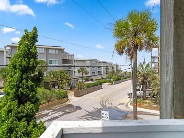 Island North 14C - 2Nd Row Stunner! Relax In Comfort After Your Days In The Sun Condo