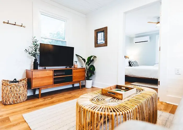 New! Seabird Cozy Cottage By Beach, Boardwalk & Lake