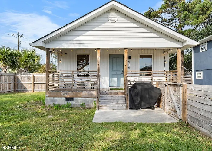 Twin Tides Beach House At Carolina Beach - Unit 1