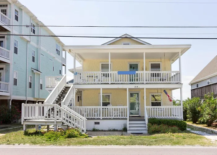 Henson Lower By Bryant Real Estate