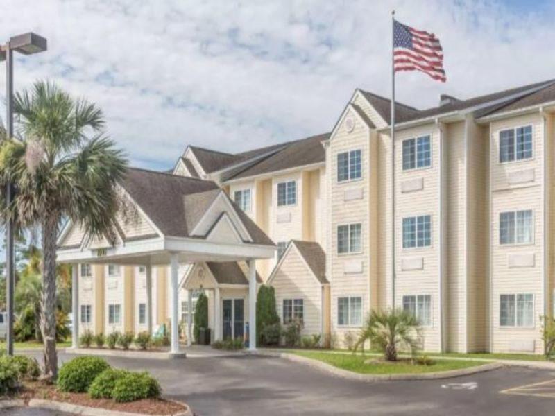 Microtel & By Wyndham Carolina Hotel