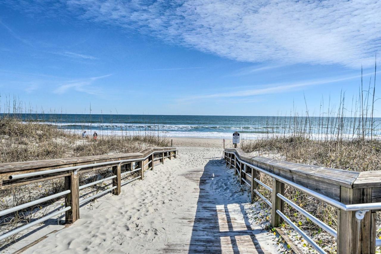 Coastal Hideaway About Half Mi To And Boardwalk!
