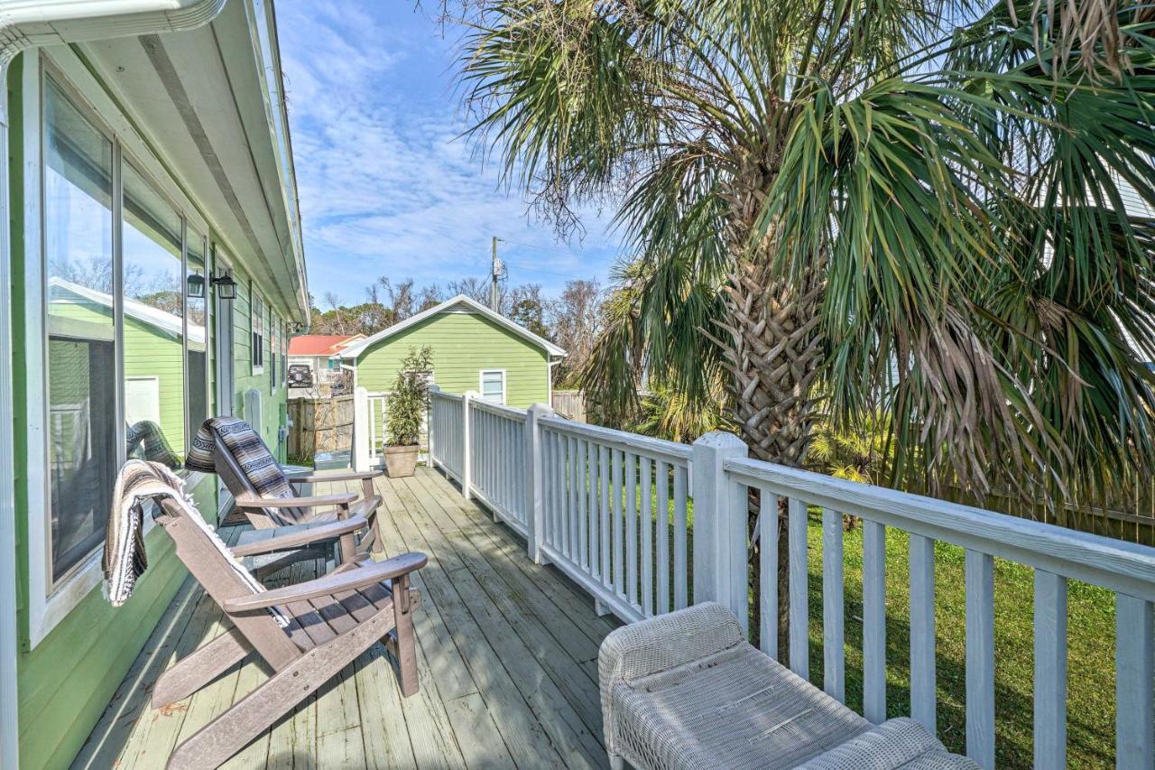 Coastal Hideaway About Half Mi To And Boardwalk! * Carolina Beach
