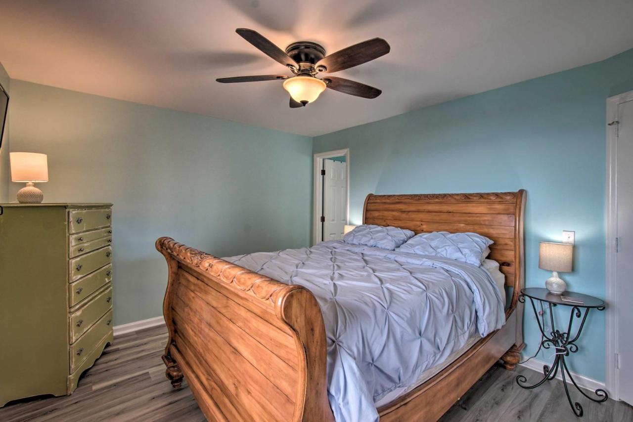 Ocean-view With Deck, Steps To Carolina Beach!