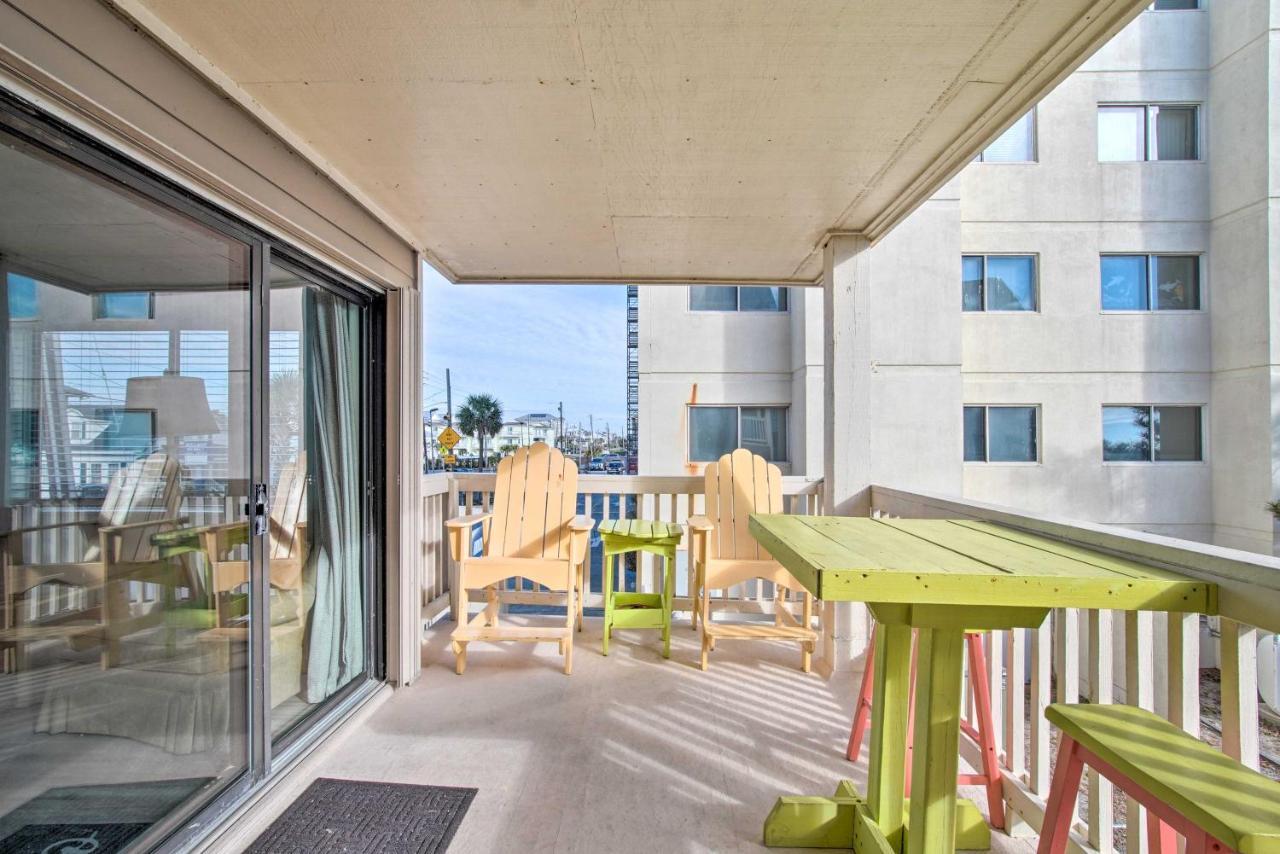 Ocean-view With Deck, Steps To Carolina Beach! Apartment Carolina Beach
