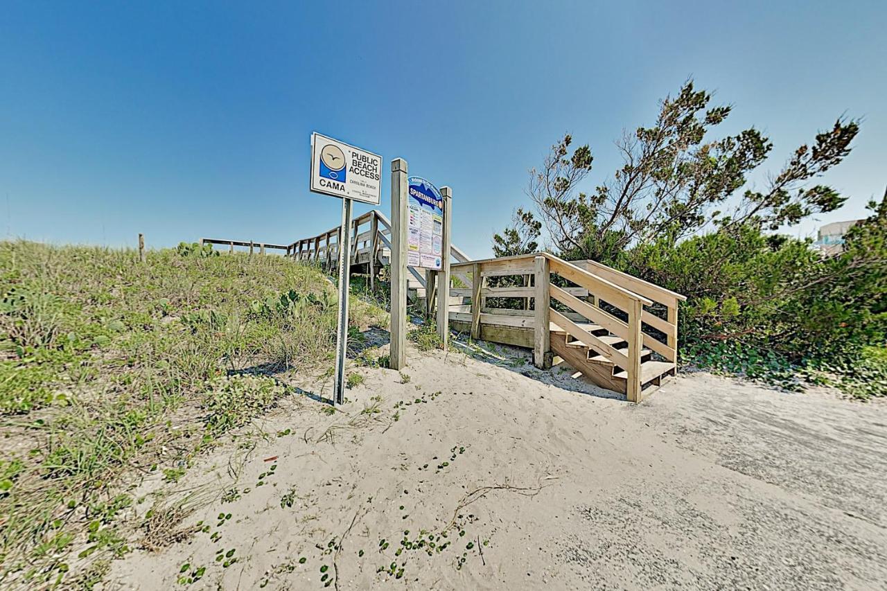 Holiday home Oceanfront Townhouse *