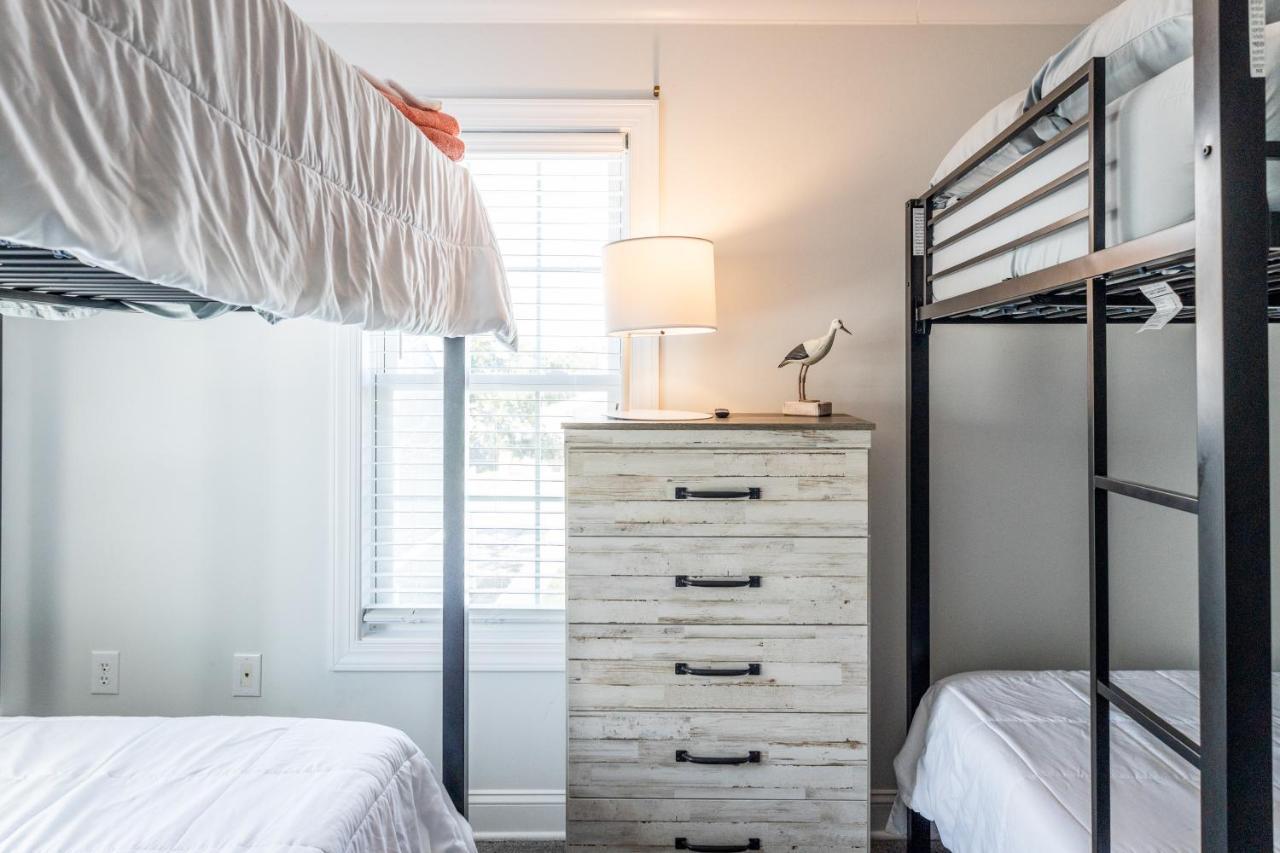 Spacious Retreat Carolina Beach