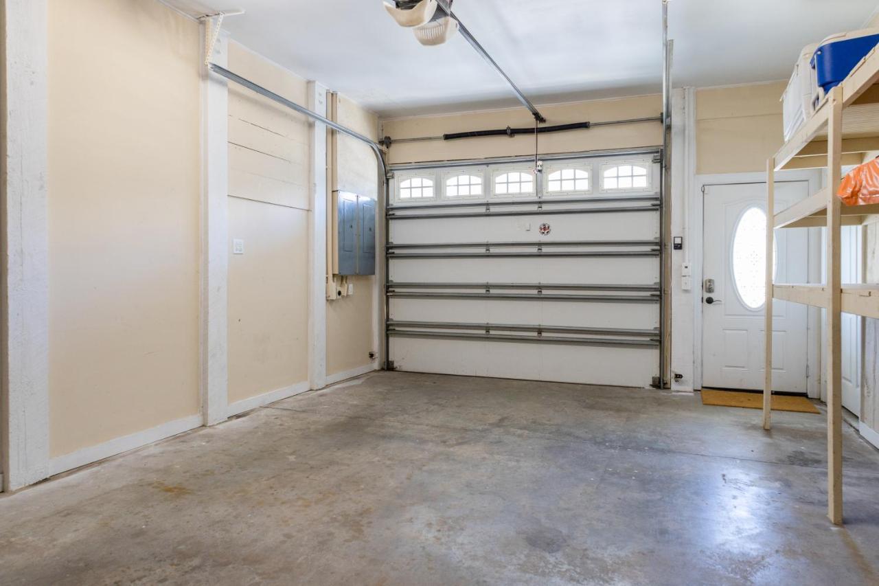 Spacious Retreat * Carolina Beach