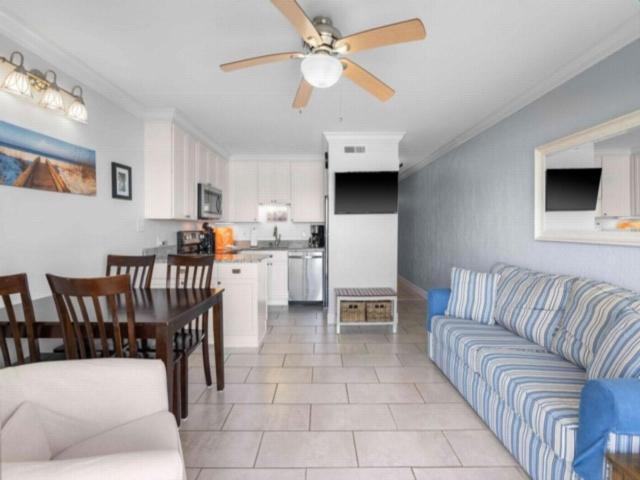 Southern Comfort: Oceanfront With Panoramic Views * Carolina Beach