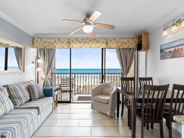 Southern Comfort: Oceanfront With Panoramic Views Apartment Carolina Beach
