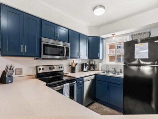 Pebbles: Oceanfront Retreat * Carolina Beach