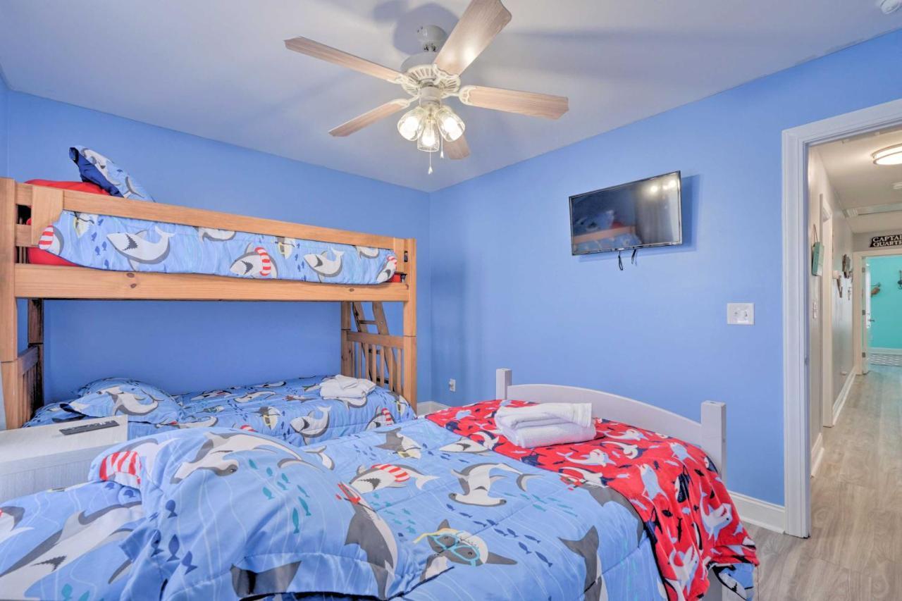 Calm Coastal Haven With 2 Balconies Near * Carolina Beach
