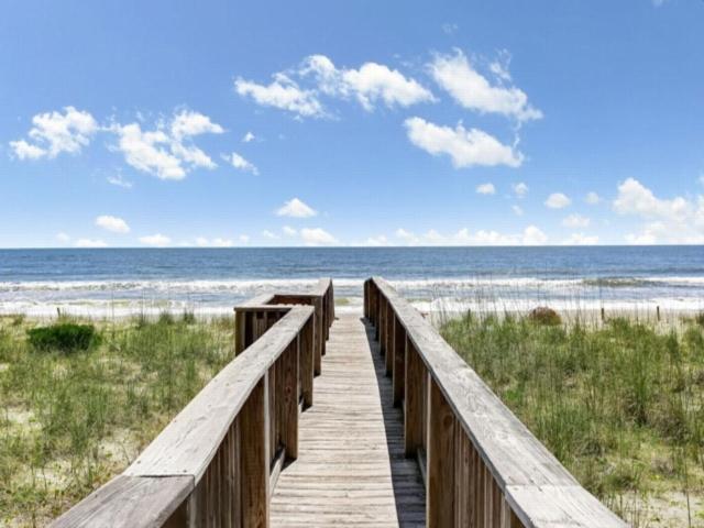 Casa Pelicano - Oceanfront Luxury! Enjoy Epic Ocean Views From 7th Floor Dream * Carolina Beach