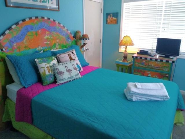 Parrot Escape: Oceanfront With Carolina Sunrise Views Carolina Beach