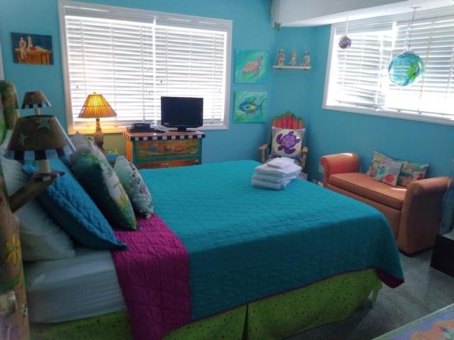 Apartment Parrot Escape: Oceanfront With Carolina Sunrise Views *