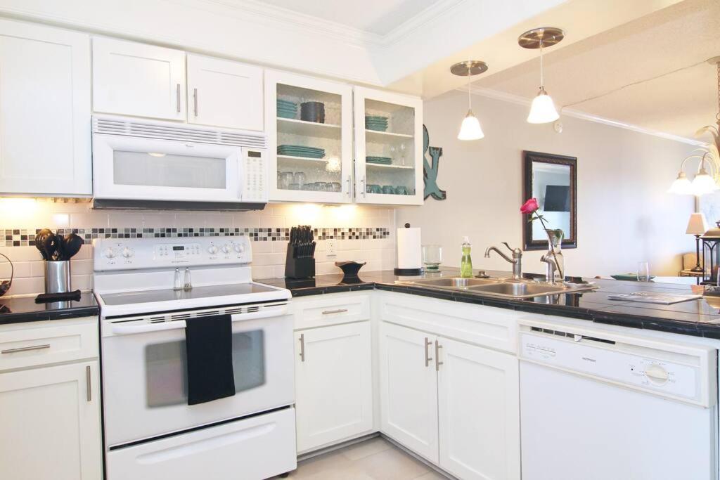 Hidden Gem On The North End Of Carolina Apartment