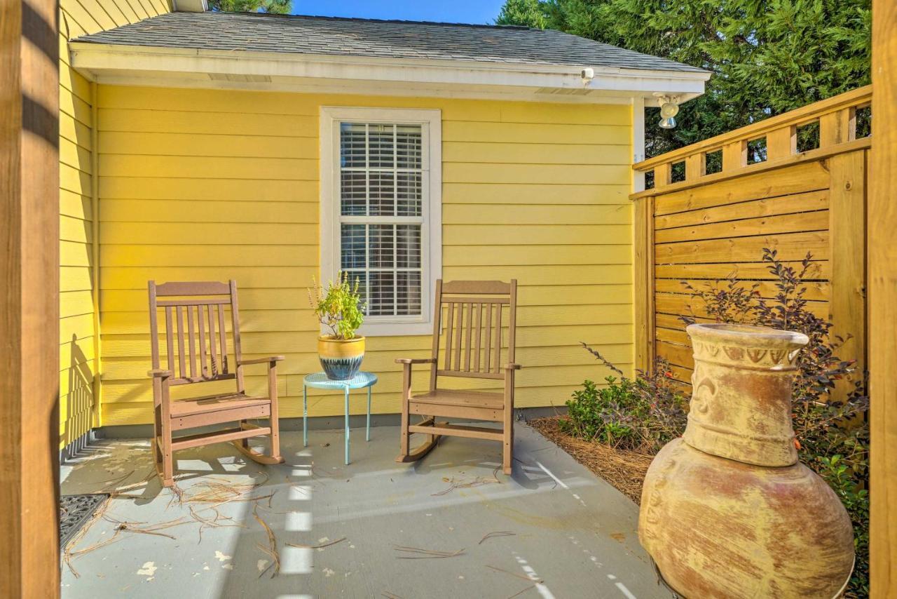 Peaceful Wilmington Near And Downtown! Holiday home Carolina Beach