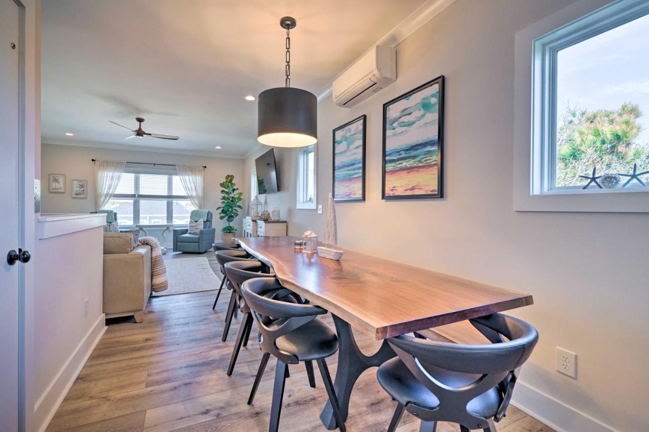 Holiday home Modern With Rooftop Deck, Walk To Beach! Carolina Beach