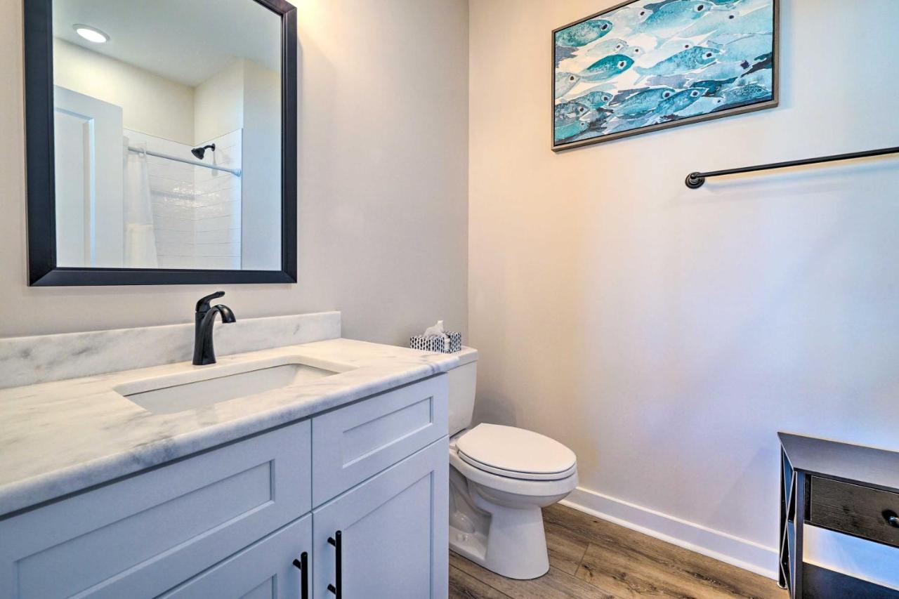 Modern With Rooftop Deck, Walk To Beach! *