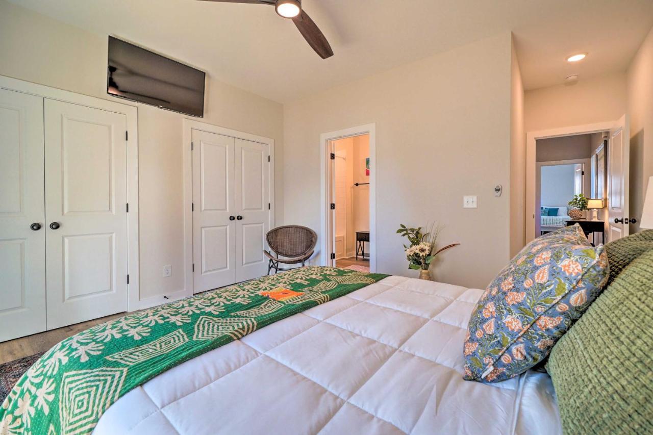 Modern With Rooftop Deck, Walk To Beach! * Carolina Beach