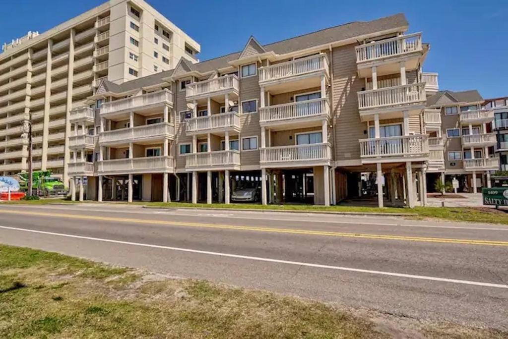 Apartment Salty Retreat Carolina Beach