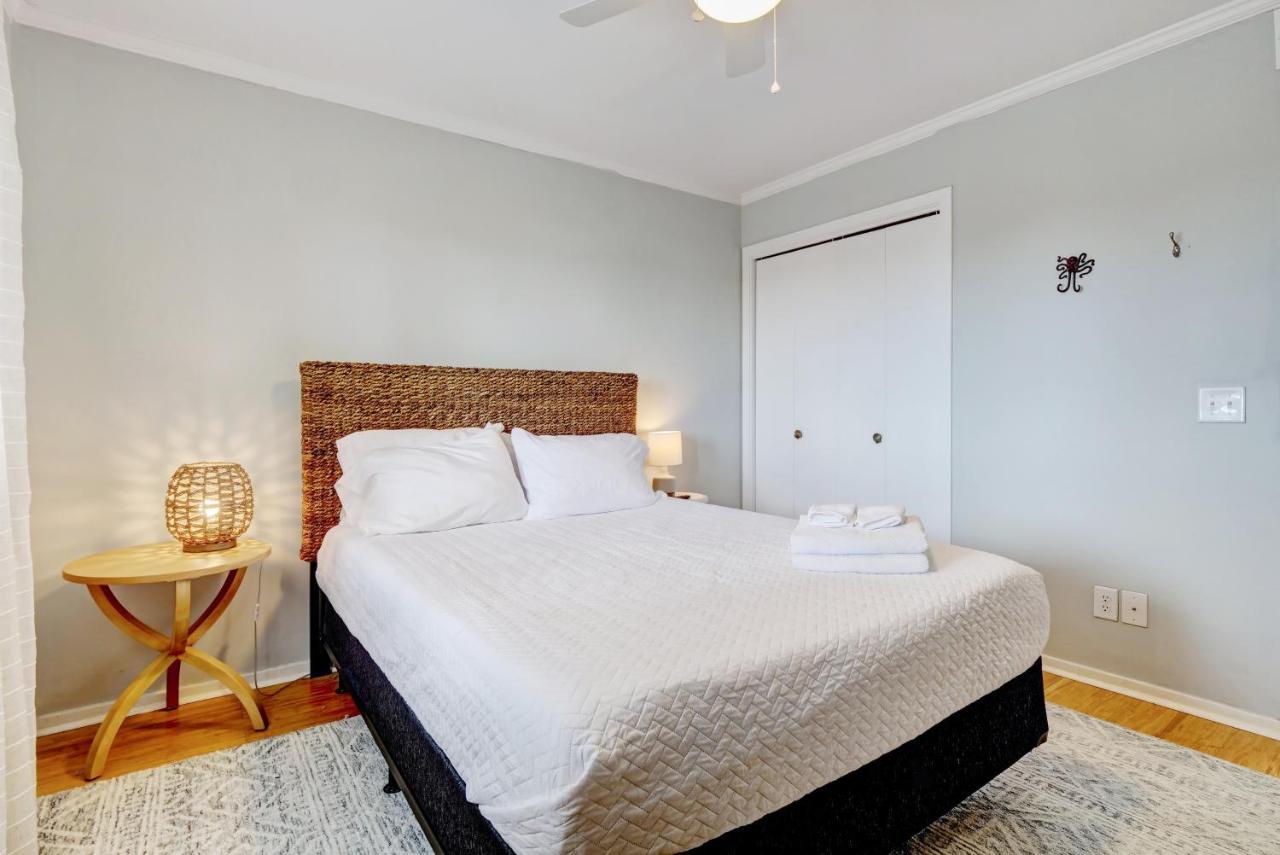 Going Coastal Apartment