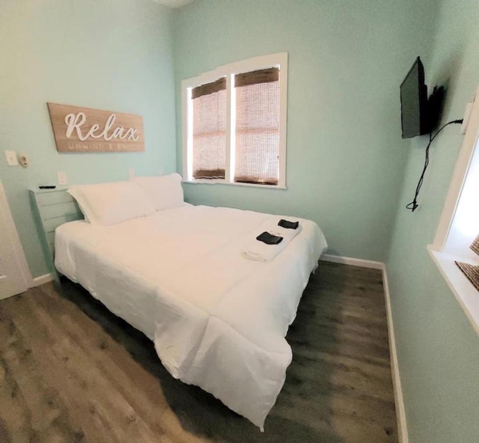 Beachwood Bungalow B Apartment *