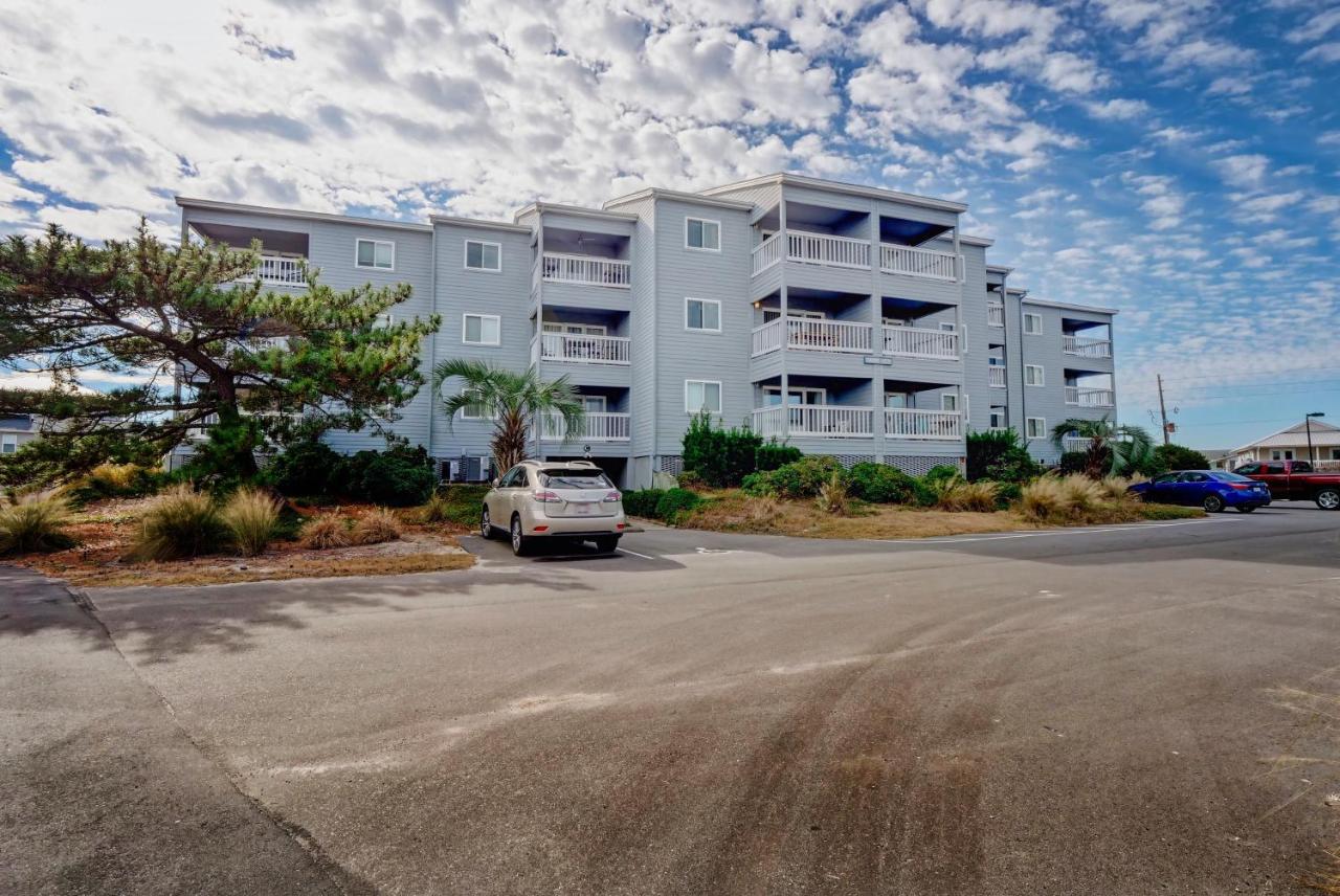 Apartment Going Coastal