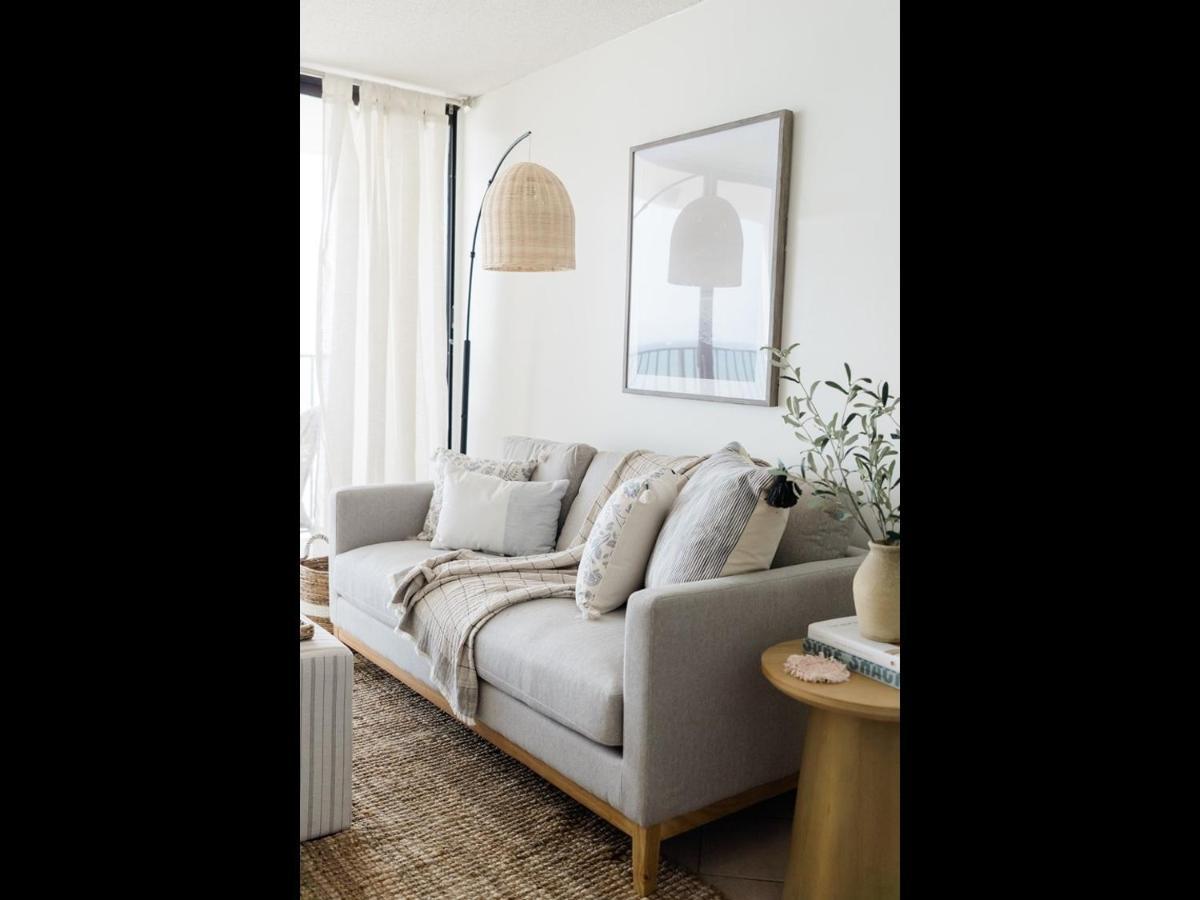 0912 White Linen By Atlantic Towers * Carolina Beach