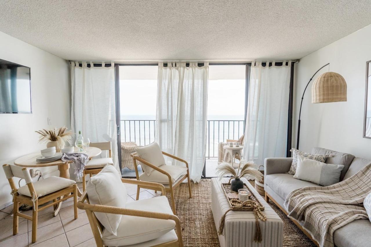 0912 White Linen By Atlantic Towers Apartment