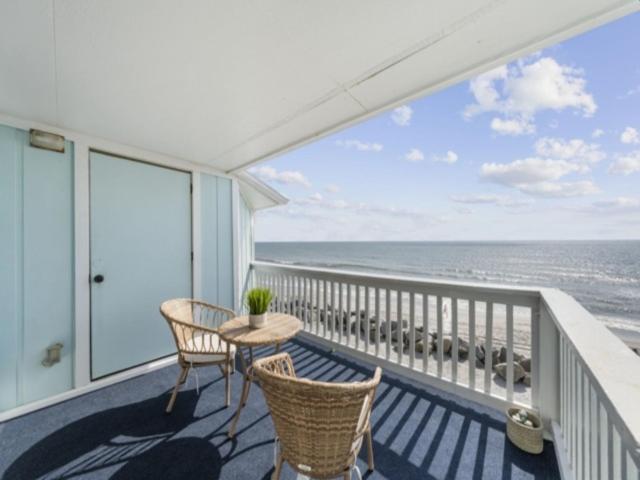 Apartment A Little Shore Thing *