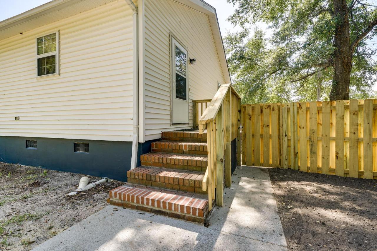 Holiday home Coastal Wilmington Vacation About 5 Mi To Carolina Beach