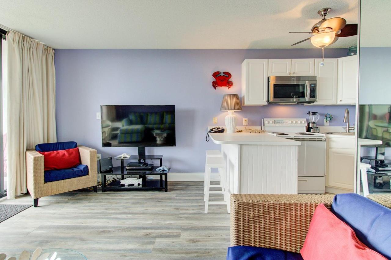 0102 It By Atlantic Towers * Carolina Beach