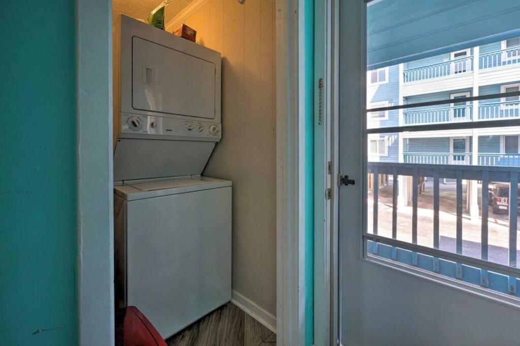 Please* Apartment *
