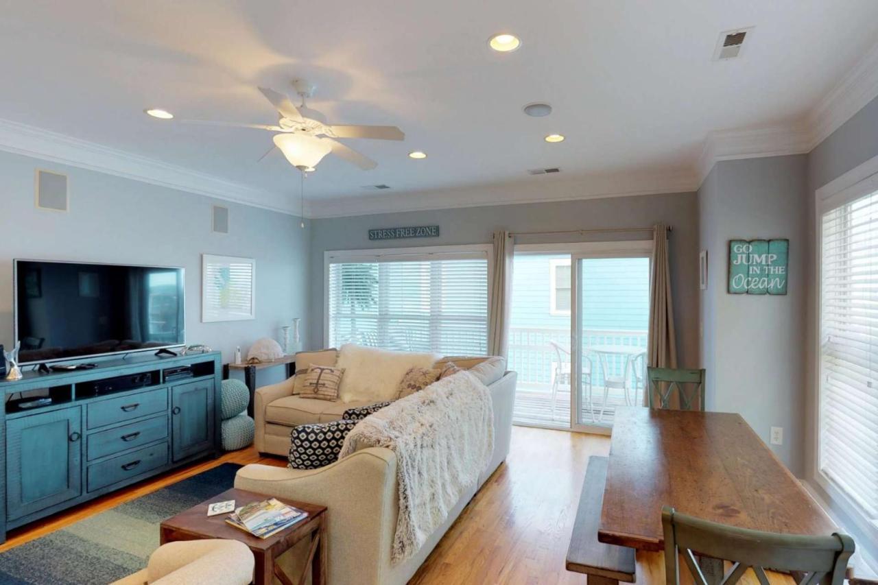 Carolina Beachside *