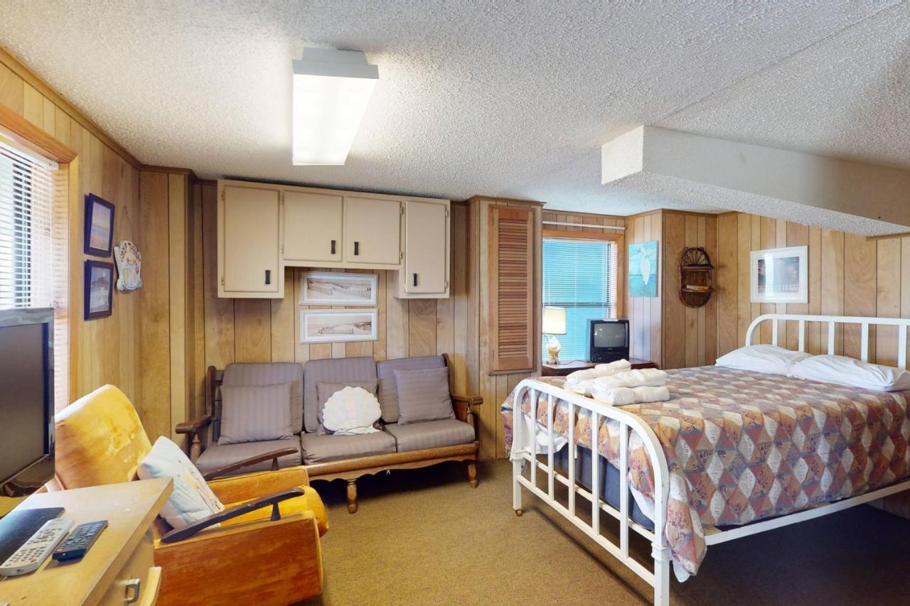 Miller's Whimsy Holiday home