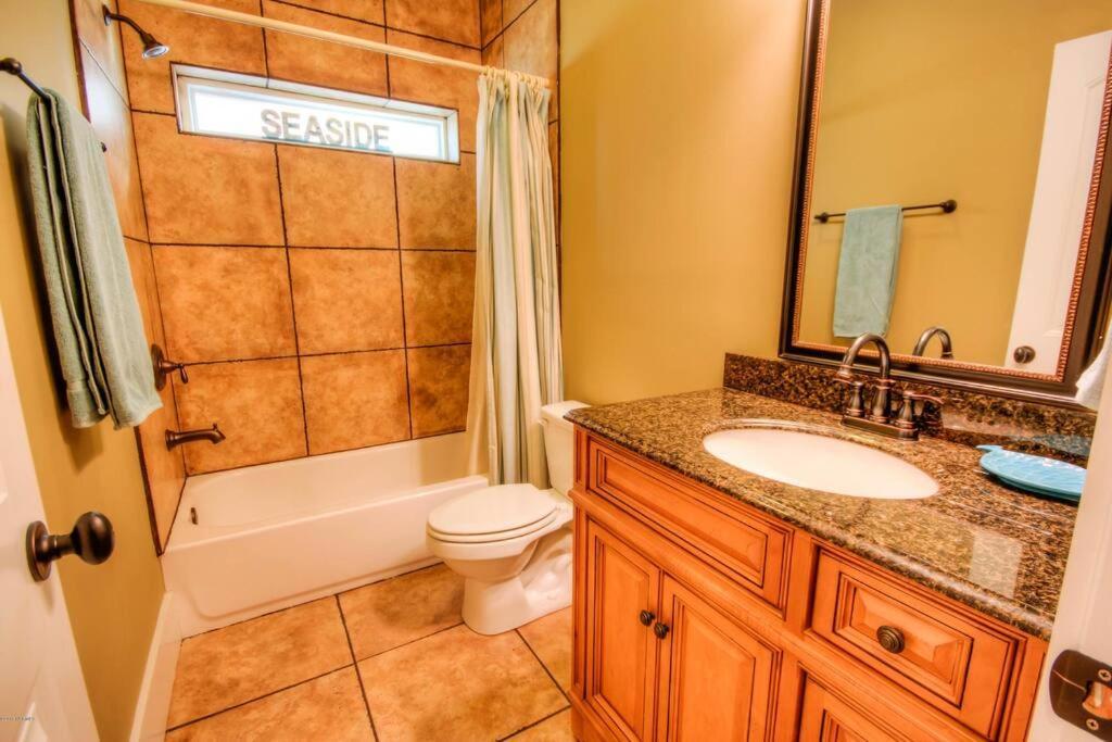 Villa Luxury Townhouse W/ Golf Cart & Private Elevator Carolina Beach