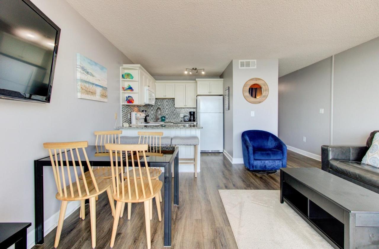 0607 Just Beachy By Atlantic Towers Apartment *
